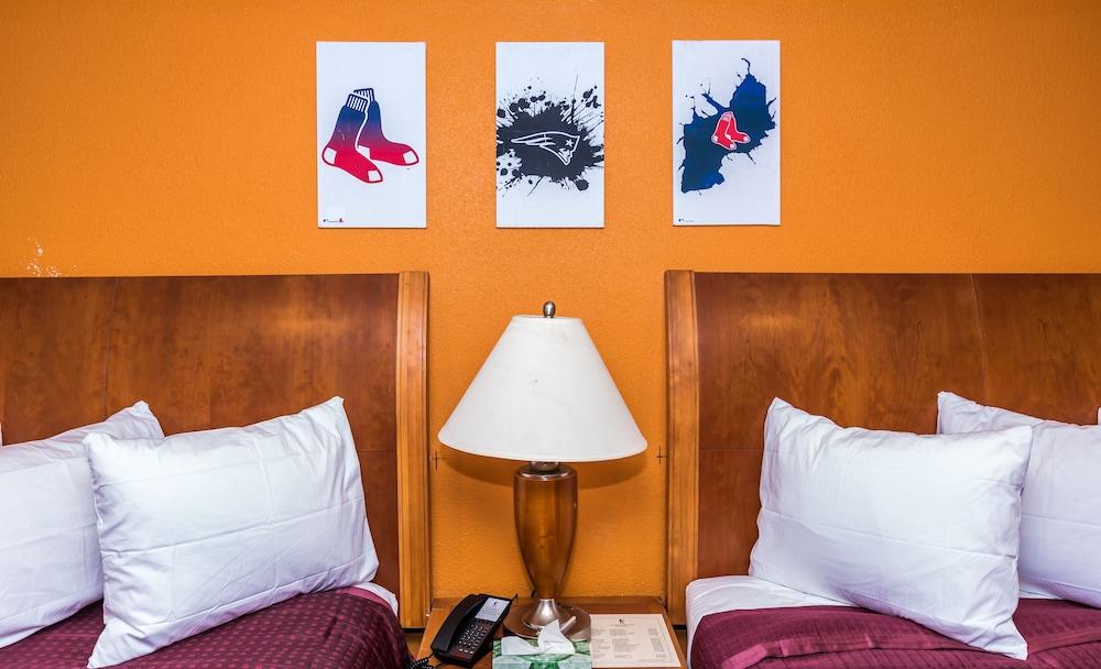 The Minuteman Inn photo 10