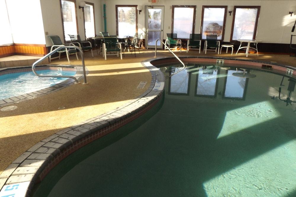 Nisswa Hotel and Suites photo 12