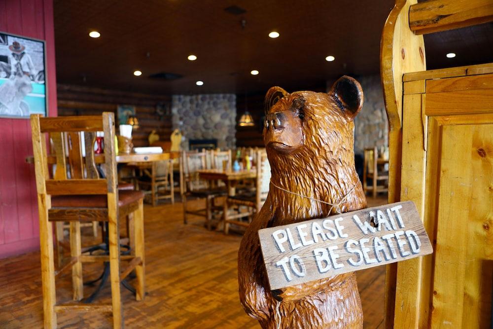 Daniels Summit Lodge photo 29