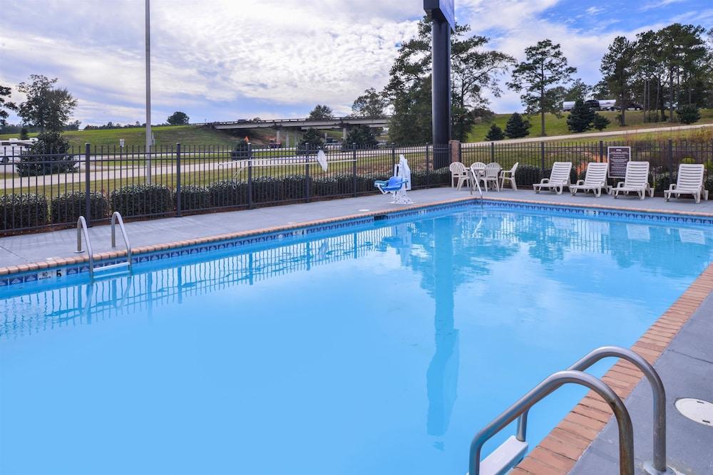 Americas Best Value Inn Wiggins photo 31