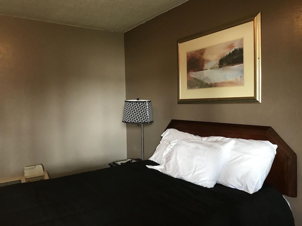 Pullman Motel photo 4