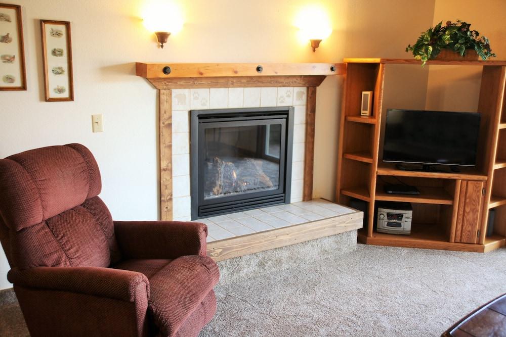 Timbers at Island Park Village Resort photo 13