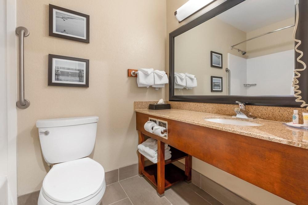 Comfort Inn Arcata - Humboldt Area photo 26