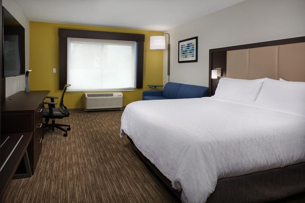 Holiday Inn Express Amherst - Lockport by IHG photo 14