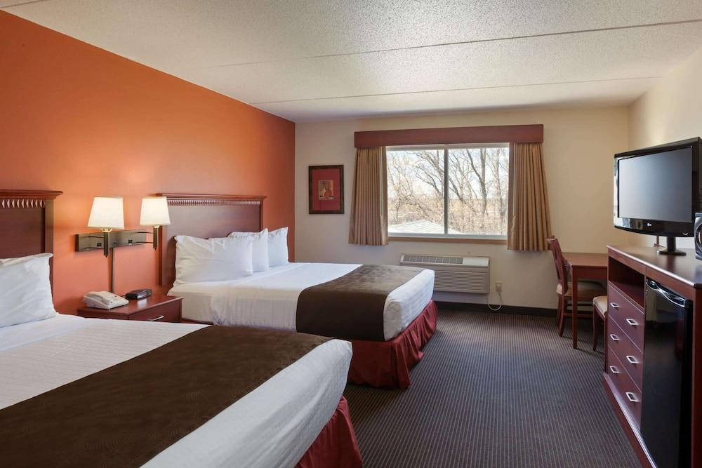 AmericInn by Wyndham Valley City - Conference Center photo 16