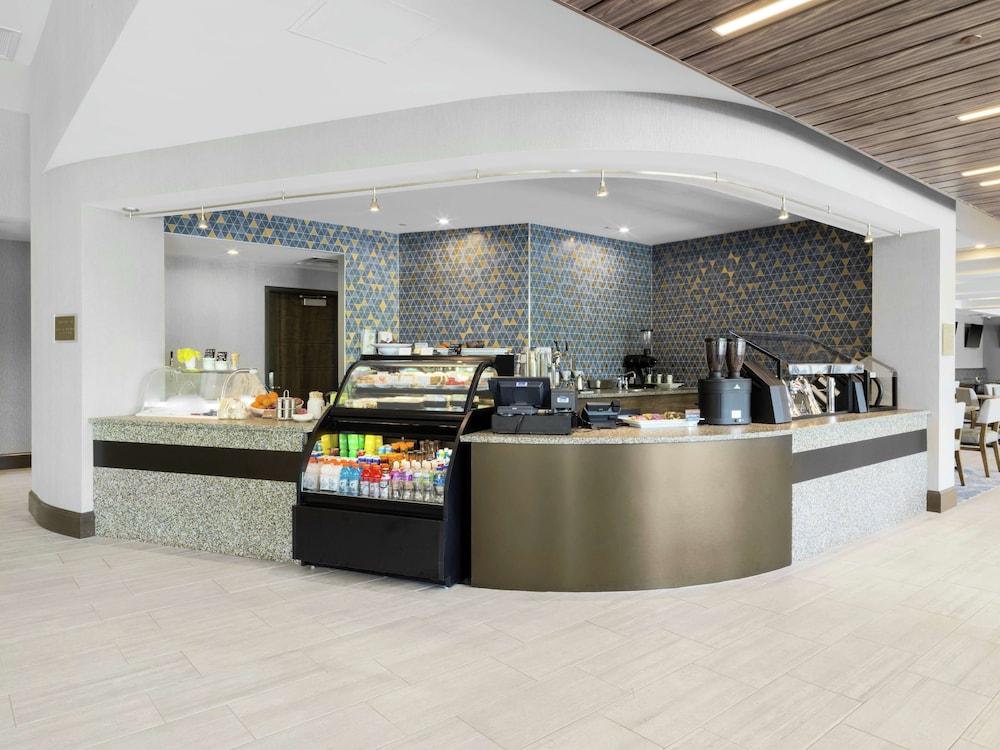 Embassy Suites by Hilton Grand Rapids Downtown,MI photo 42