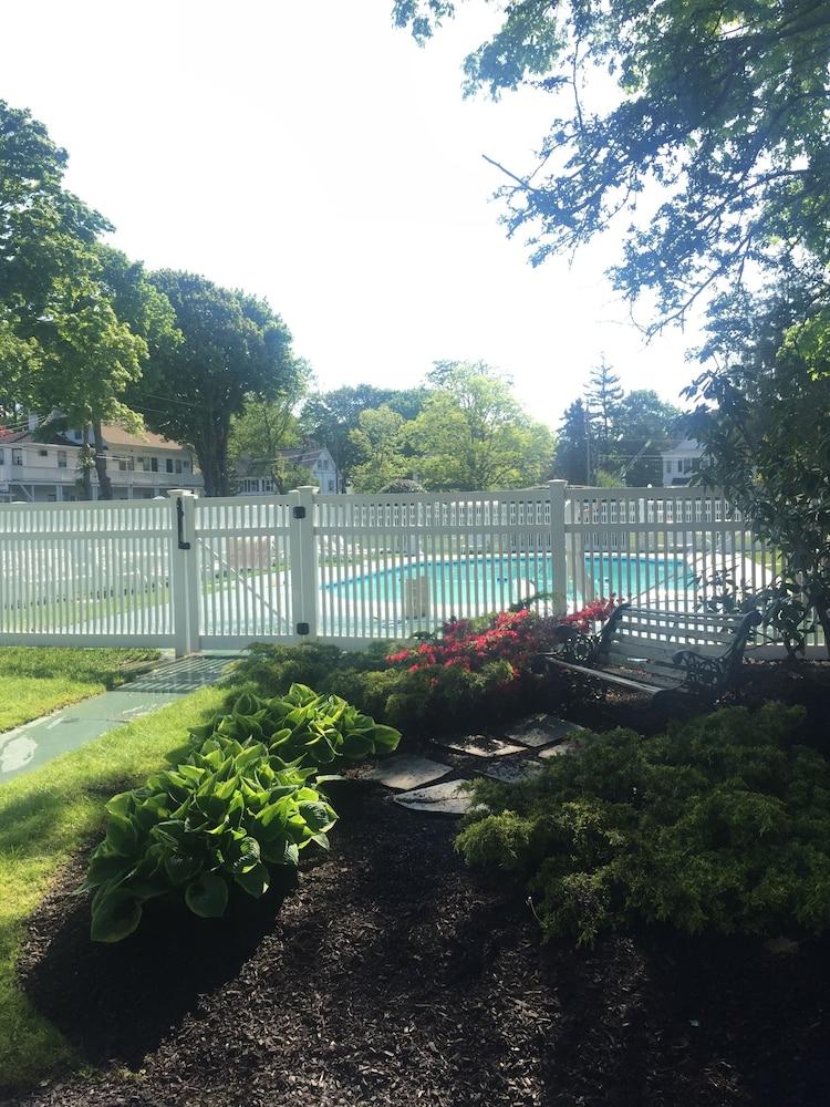 ShoreWay Acres Inn & Cape Cod Lodging photo 17