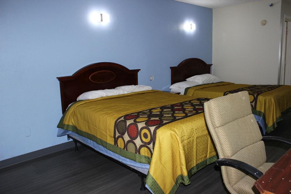 Relax Inn photo 5
