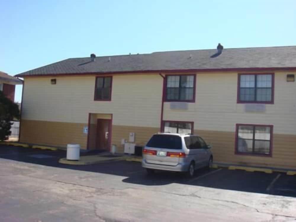 Medical Inn Motel photo 8