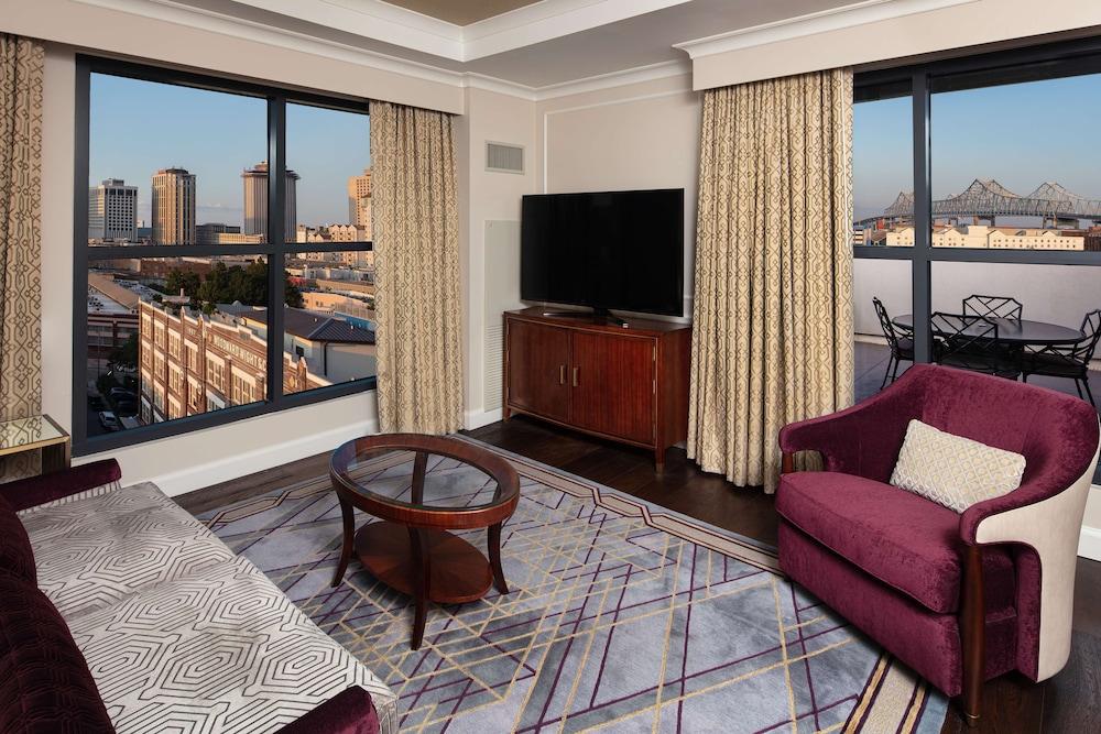 Higgins Hotel, Official Hotel of The National WWII Museum, Curio Collection by Hilton photo 43