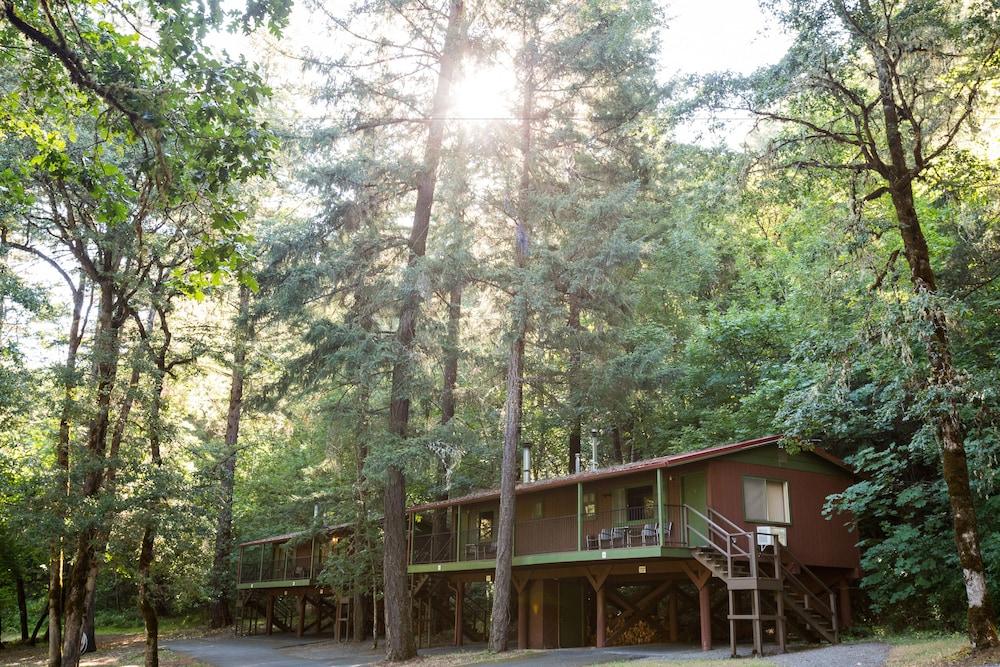 Morrison's Rogue River Lodge photo 21