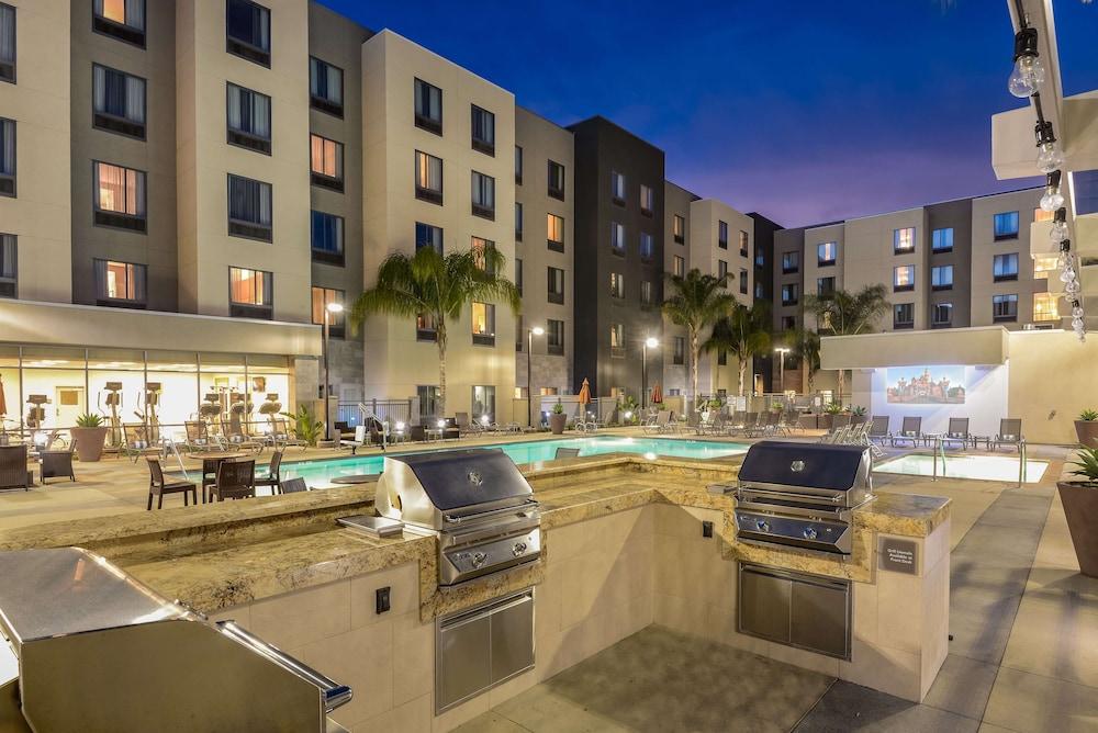 Homewood Suites by Hilton Anaheim Resort – Convention Center photo 32