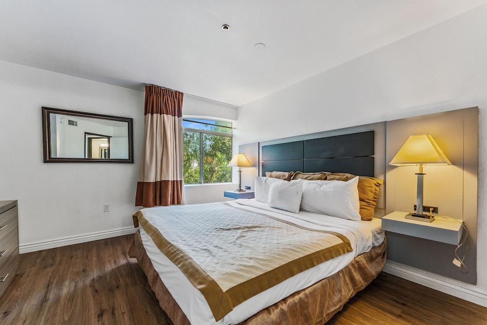 Metro Chandler Extended Stay photo 13