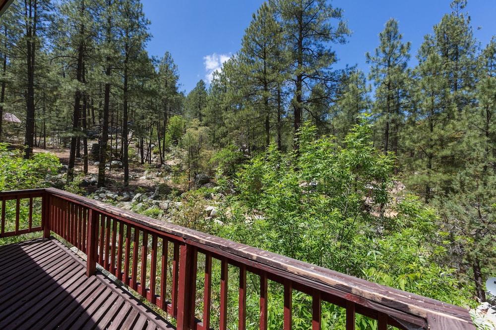 Crown King Cabins Suites and Bunkhouse photo 13