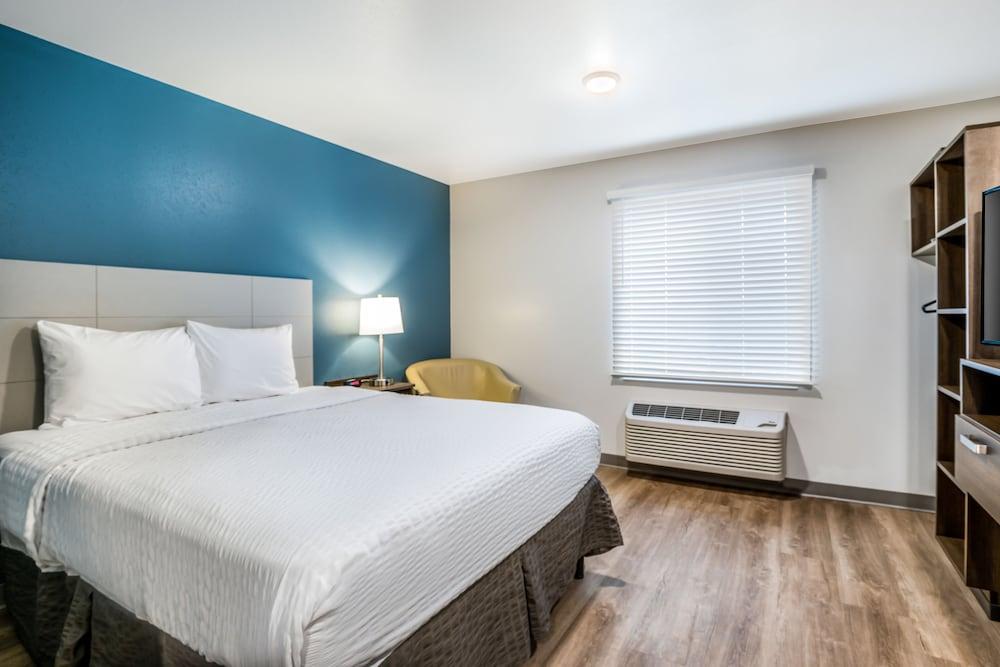 Woodspring Suites Littleton-South Denver photo 6