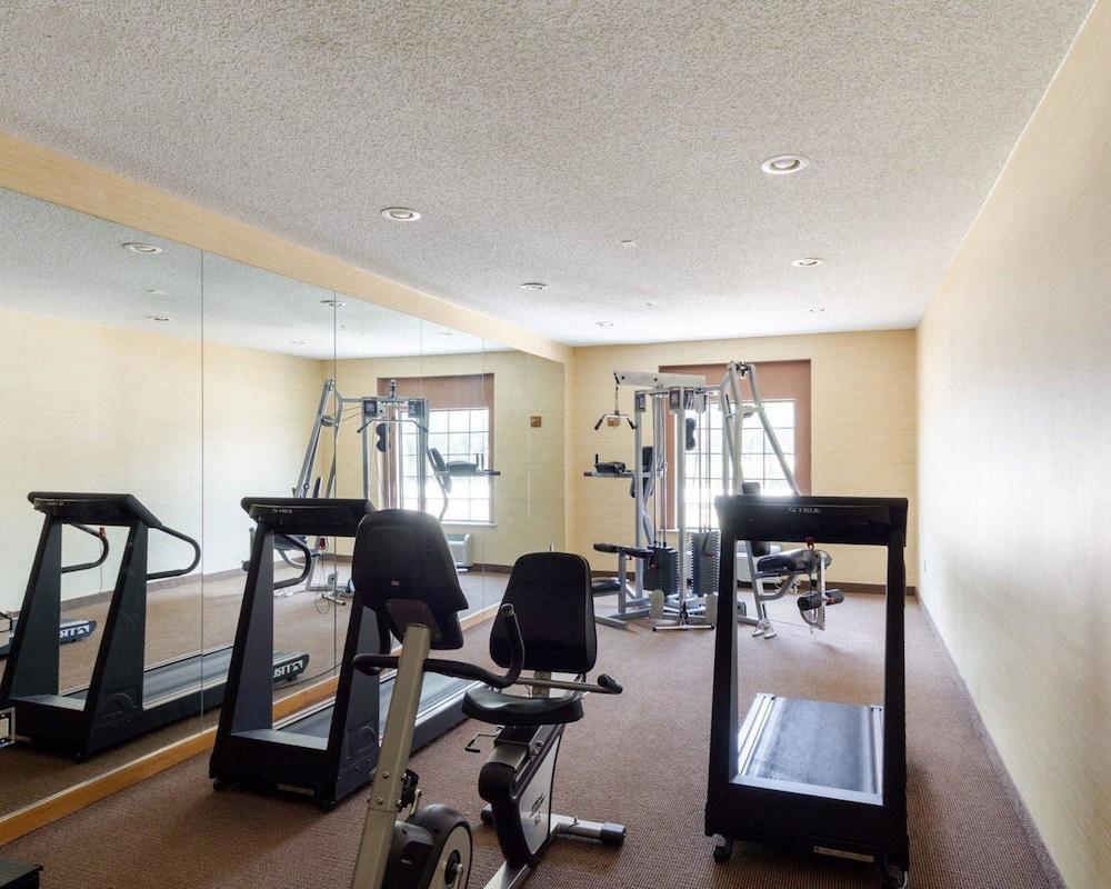 Comfort Inn & Suites Burnet photo 49