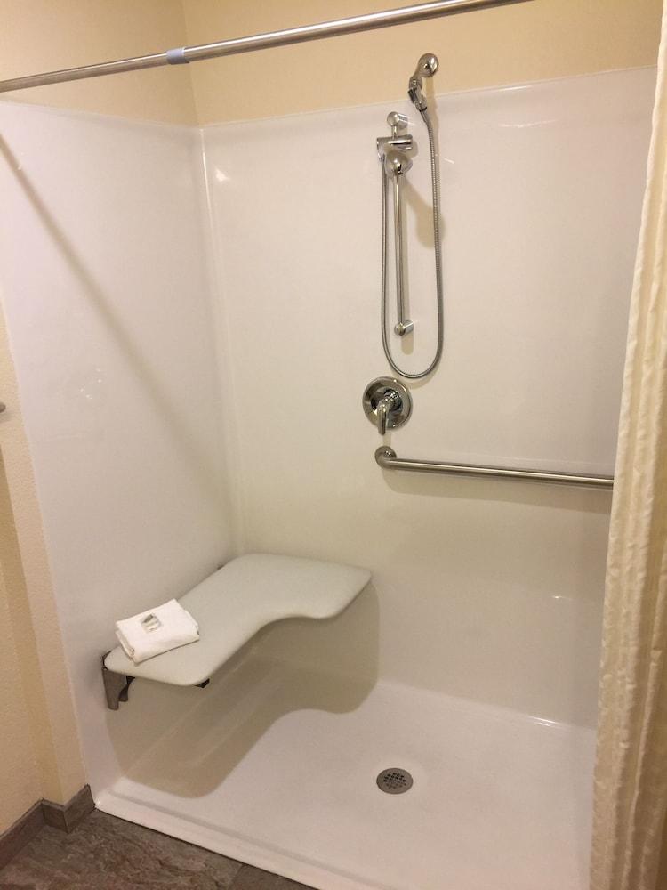 Cobblestone Inn & Suites - Lamoni photo 39