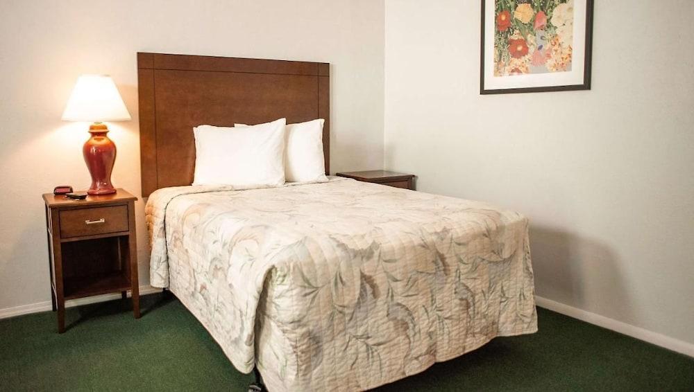 Wayfarer Inn Woodward photo 38