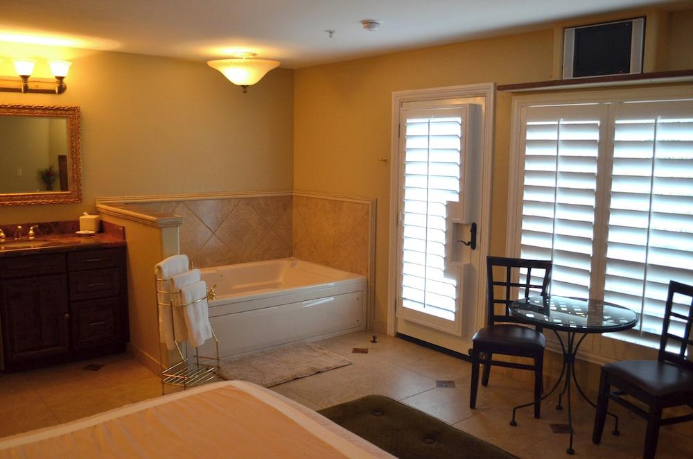 Milos Inn photo 19