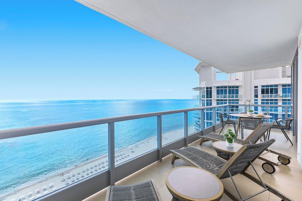 Dharma Home Suites Miami at Monte Carlo photo 23