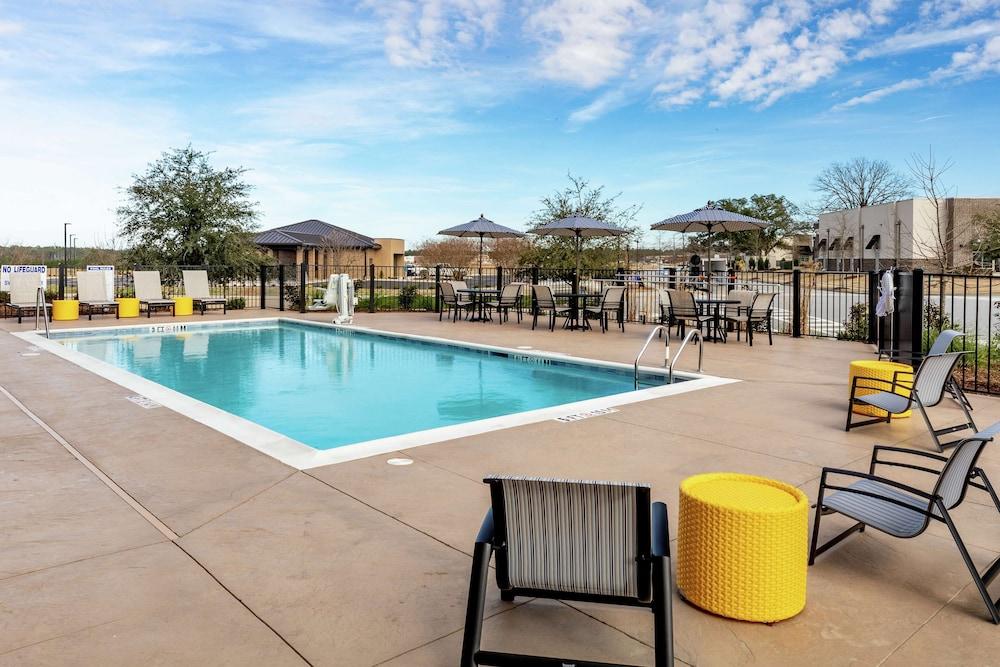 Hampton Inn & Suites Columbia Killian Road photo 85