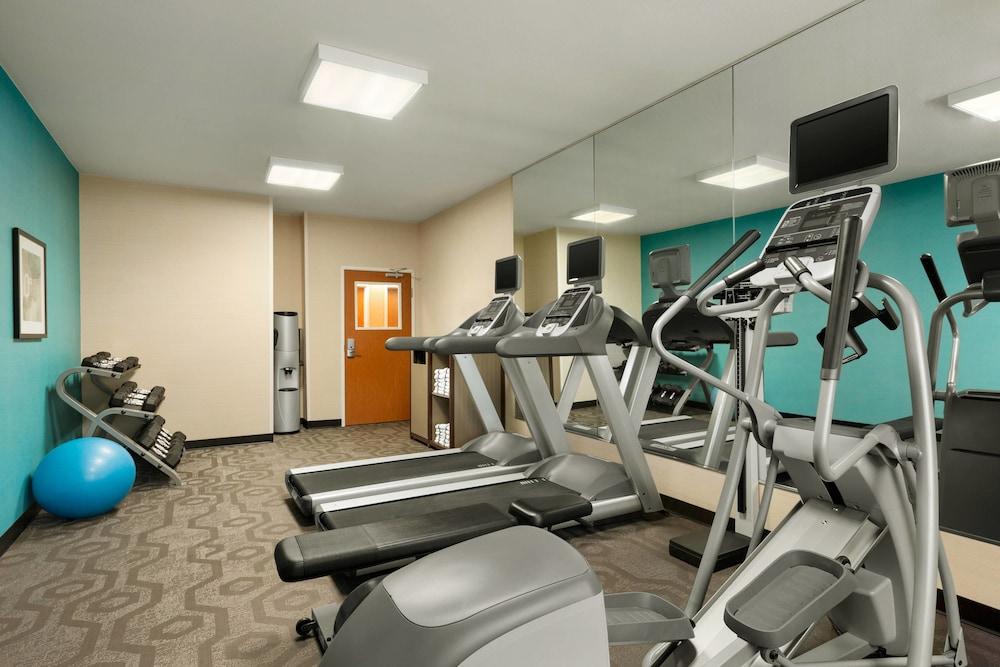 Comfort Inn & Suites Houston North - Spring photo 21