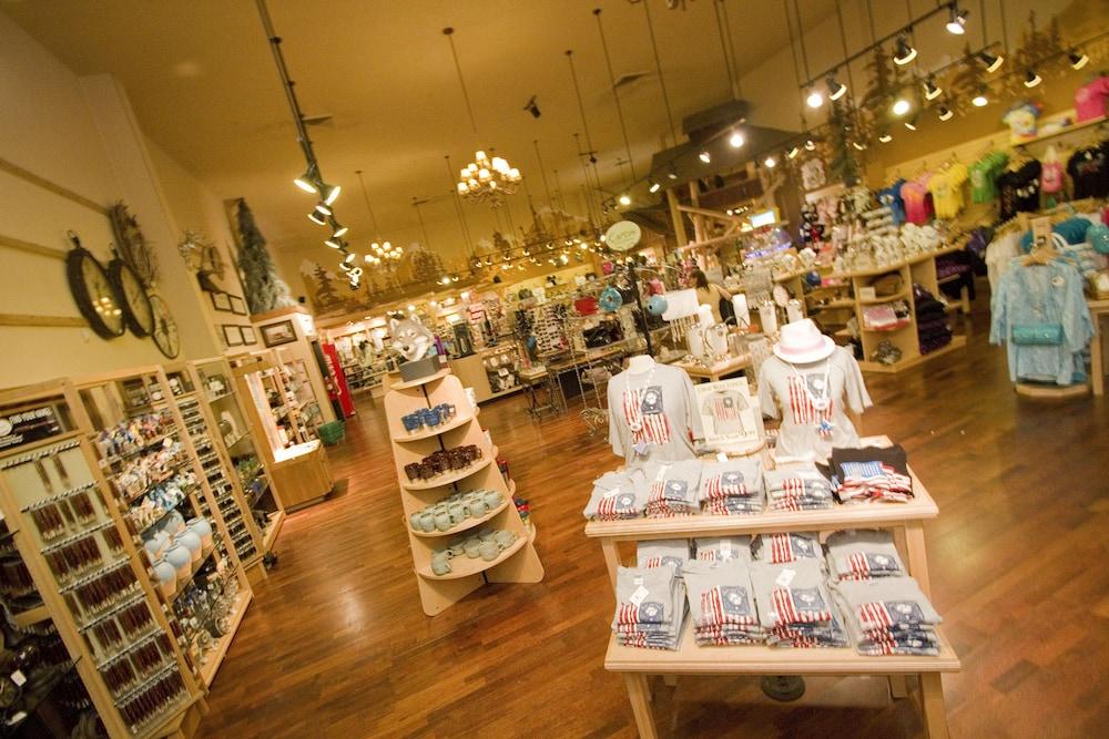 Great Wolf Lodge Boston / Fitchburg, MA photo 54