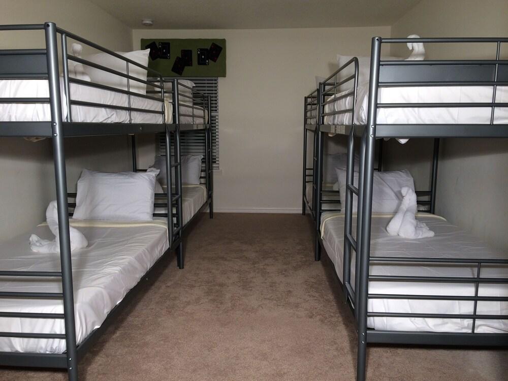 Hostels Homes photo 15