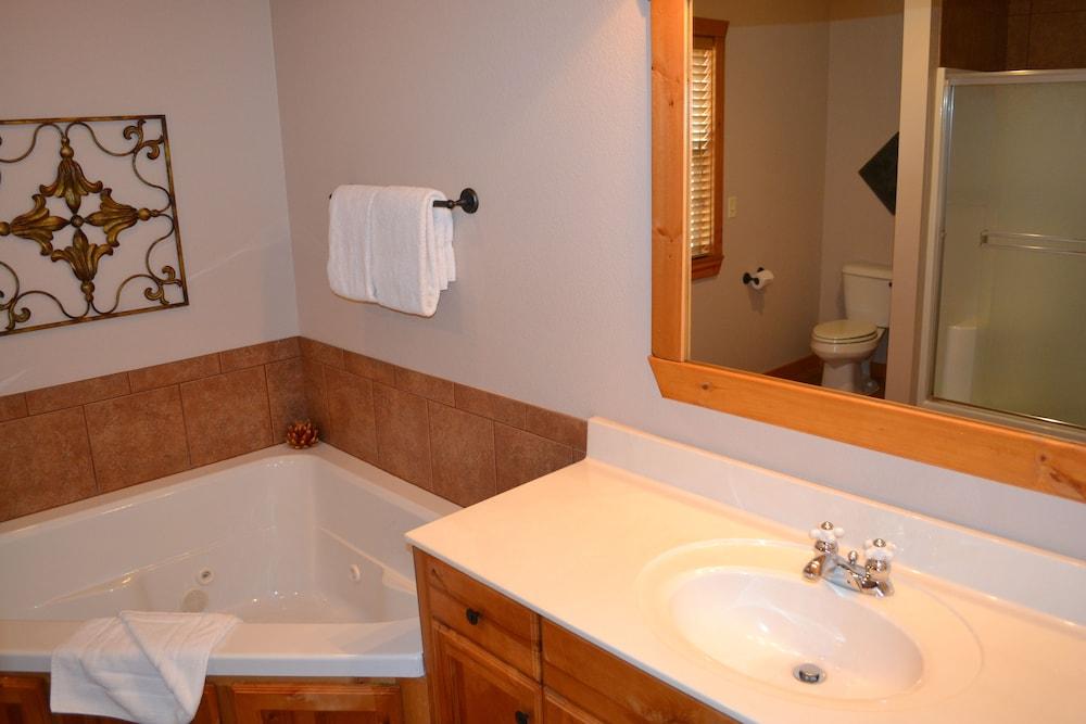 StoneBridge Resort photo 35