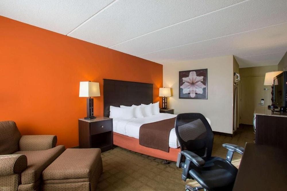 Riverfront Hotel photo 6