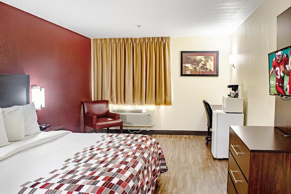 Red Roof Inn & Suites Middletown - Franklin photo 10