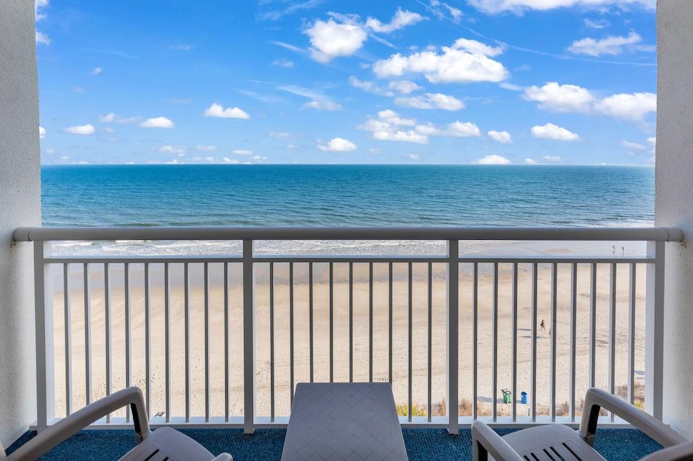 Sandy Beach Oceanfront Resort photo 77