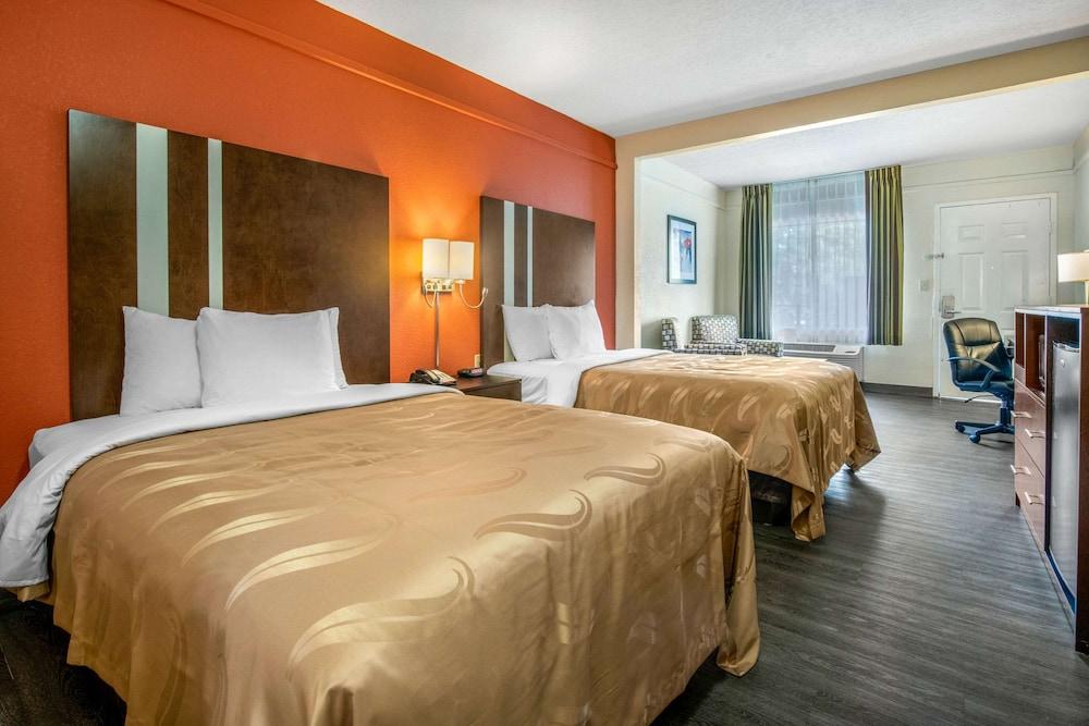 Quality Inn & Suites Jacksonville-Baymeadows photo 12