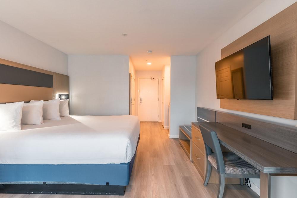 Hotel Aluxor SFO photo 35