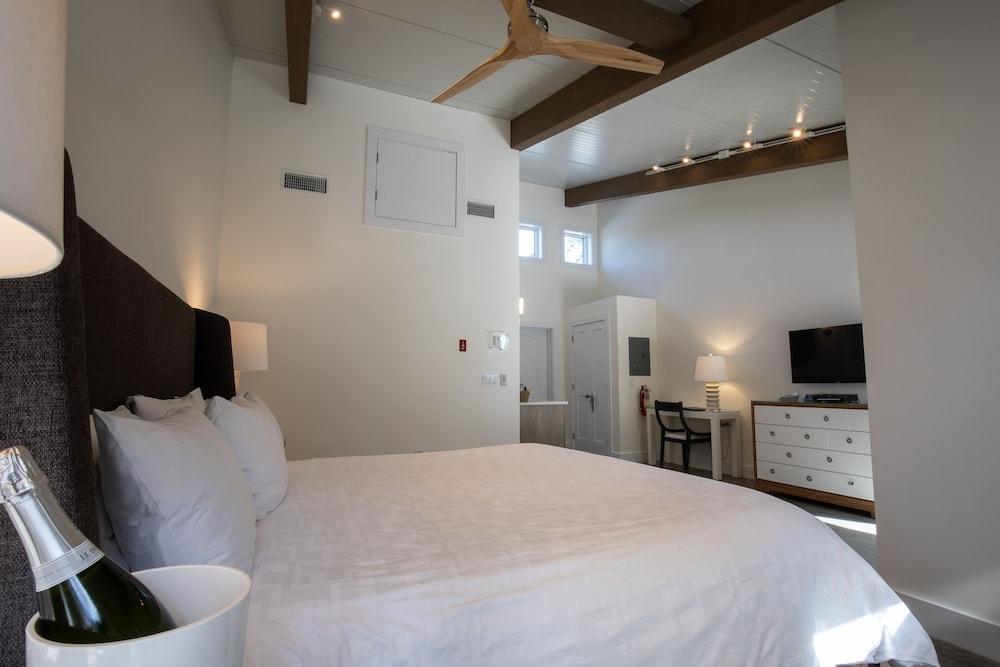 The Hampton Maid photo 7