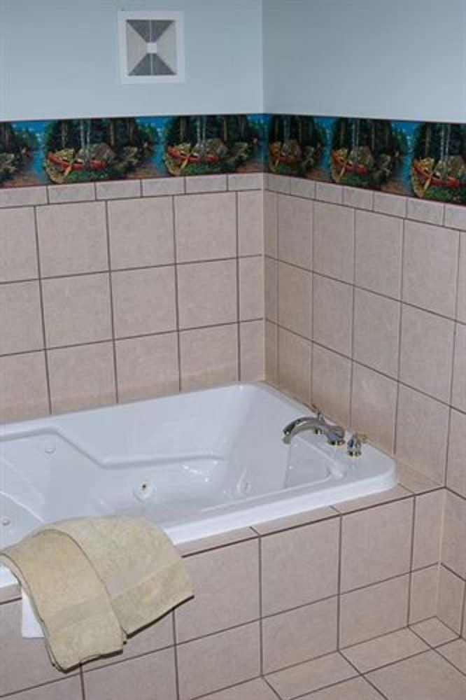 Stone Mill Hotel & Suites photo 79