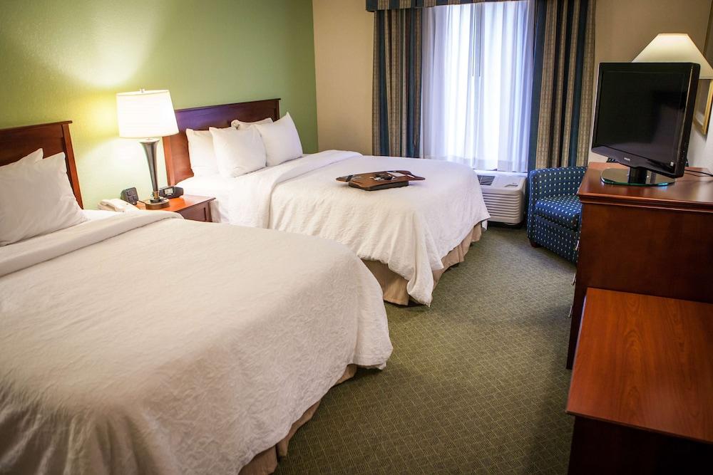 Hampton Inn & Suites Springfield-Southwest photo 19