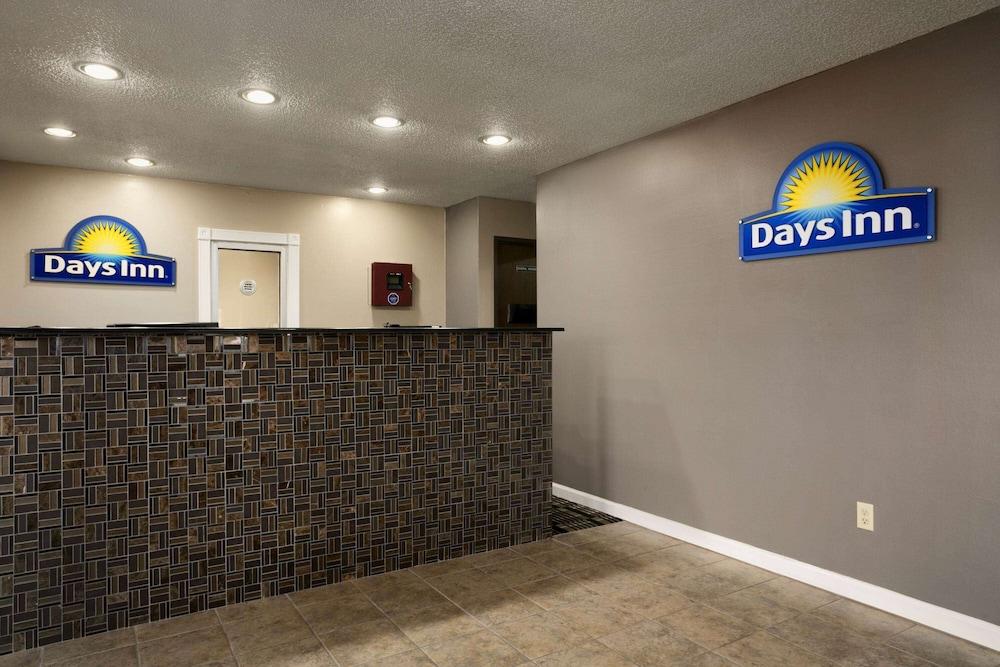 Days Inn by Wyndham Cloverdale Greencastle photo 15