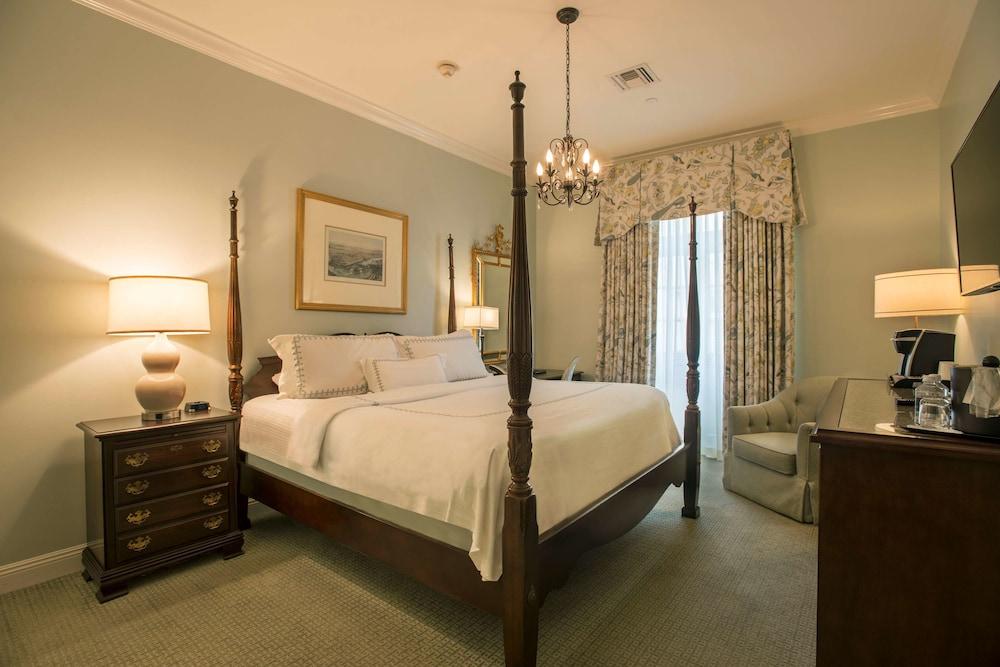 Bienville House photo 16