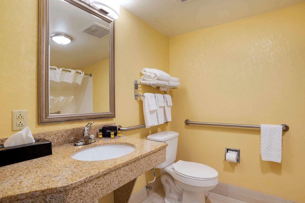 Best Western Plus Oak Mountain Inn photo 22