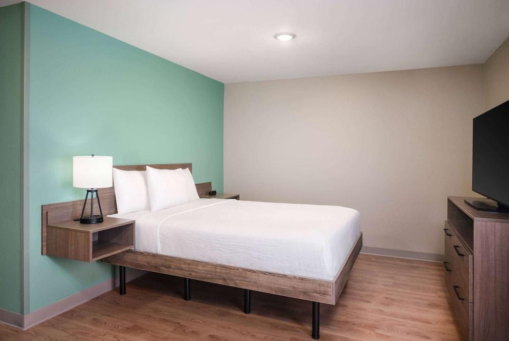 Echo Suites Extended Stay By Wyndham Johnson City Medical Cr photo 16