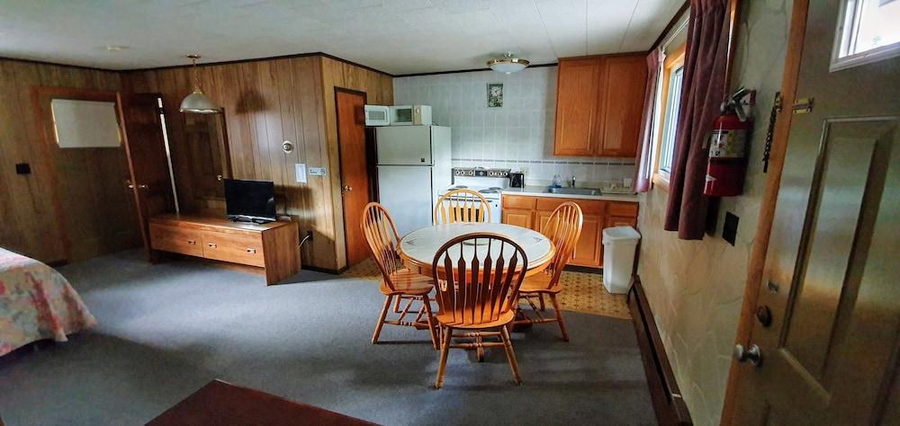Red Ranch Motel photo 54