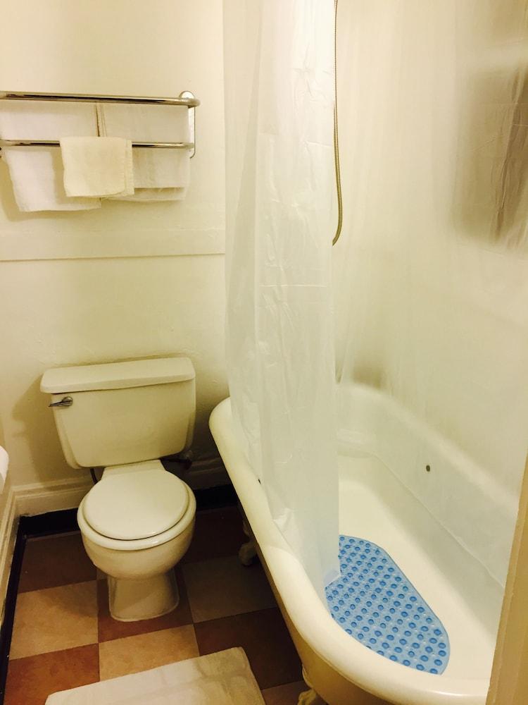 Aldrich Hotel photo 21