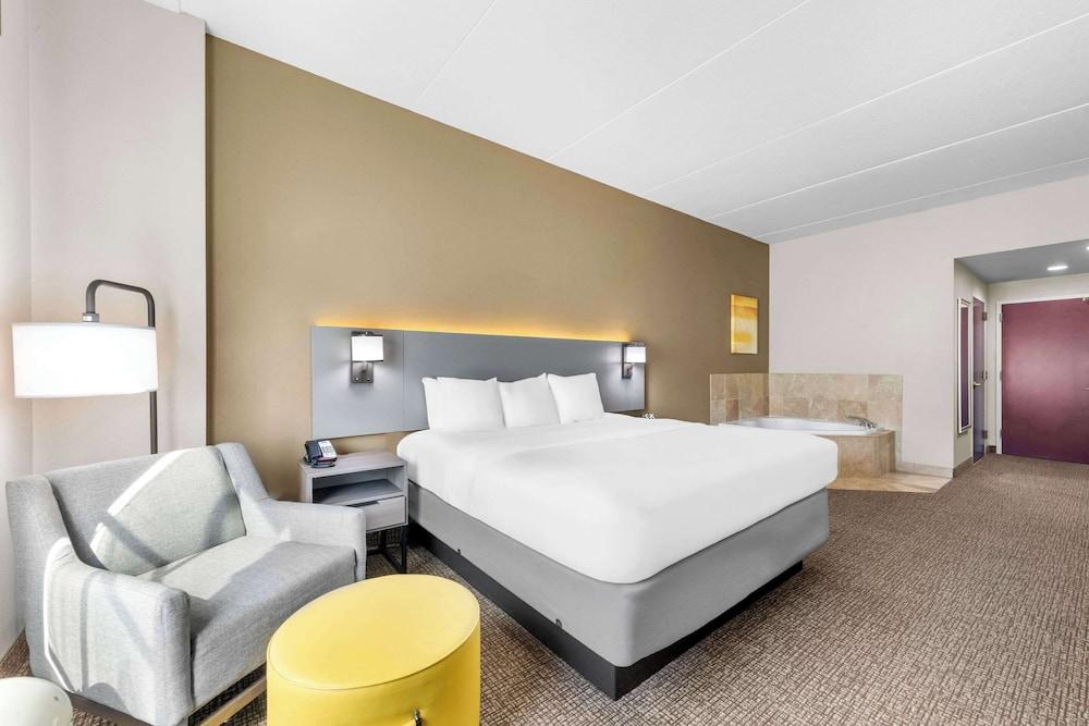 Comfort Inn Harriman photo 9