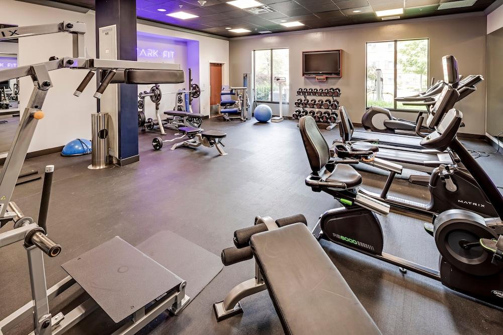 Holiday Inn Express Hotel & Suites Columbus Univ Area - Osu by IHG photo 28