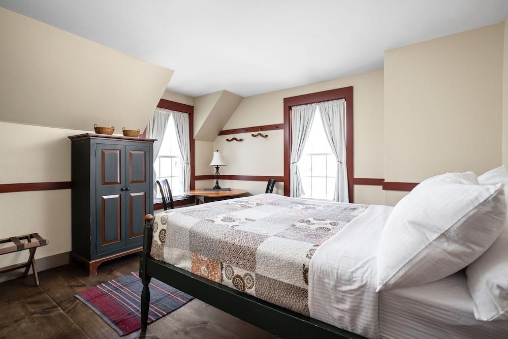 Artists Colony Inn photo 7