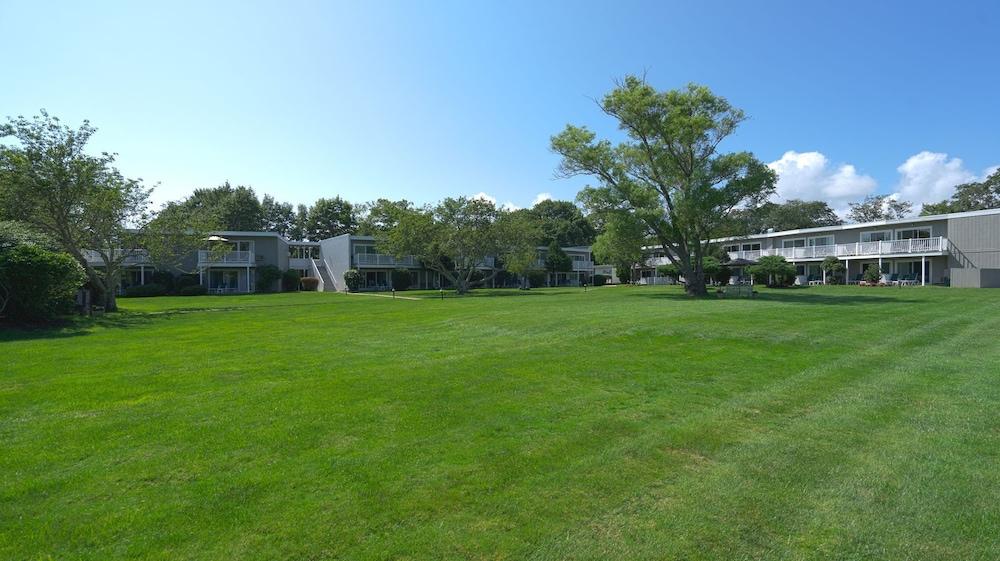 East Hampton House Resort photo 36