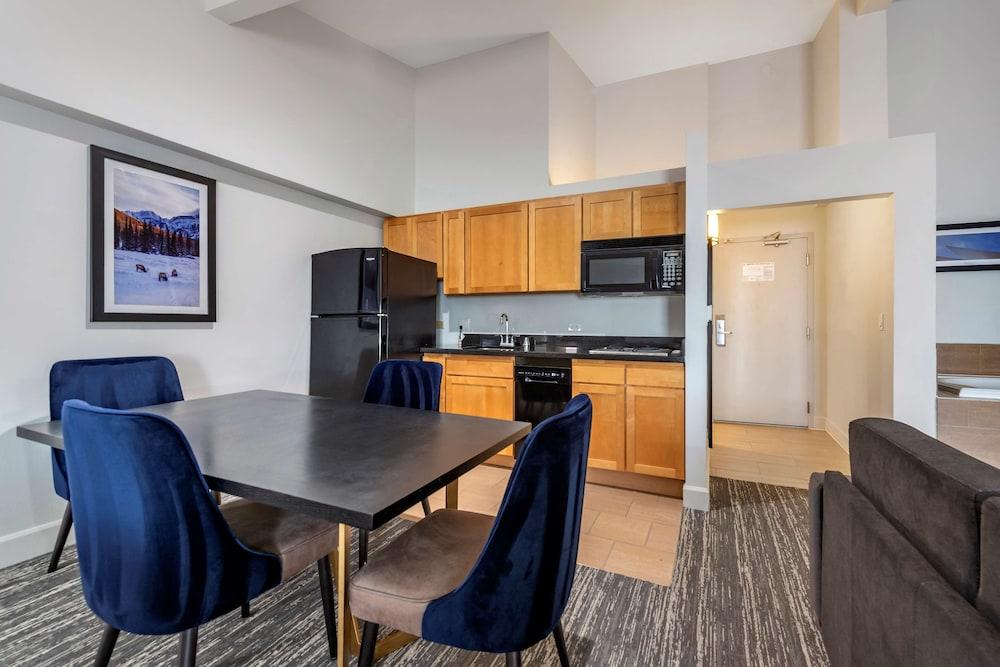 Best Western Premier Denver East photo 25