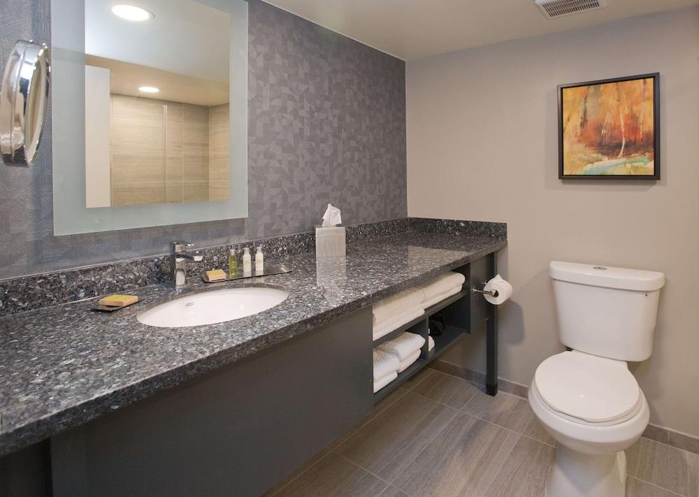 DoubleTree by Hilton Chico photo 32