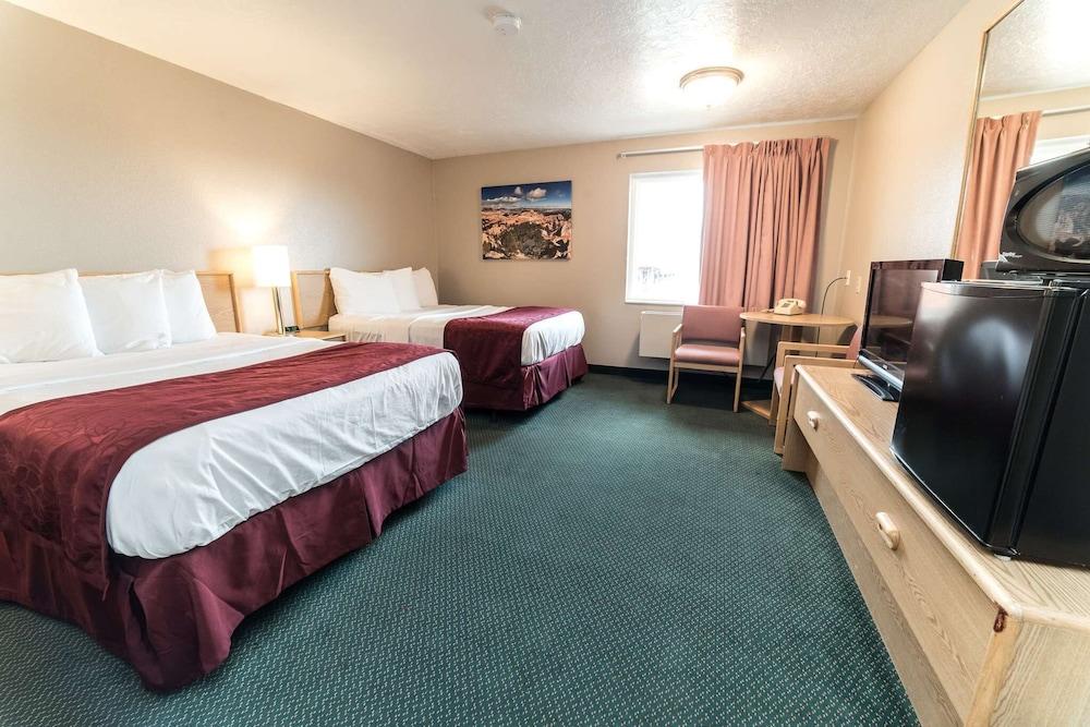 Red Ledges Inn photo 9